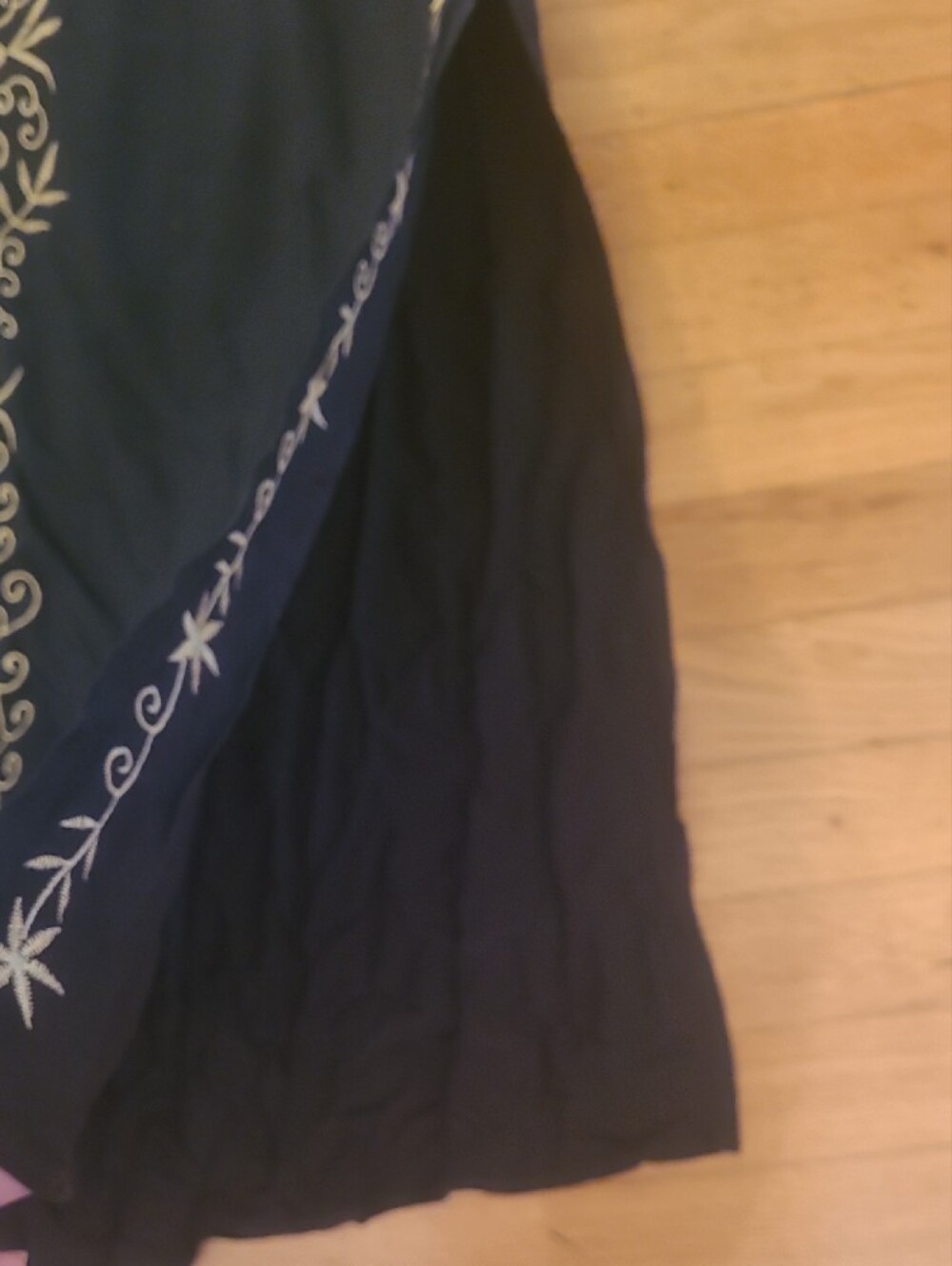 Source Unknown Black Maxi Dress with Gold Embroidery - Picture 3 of 4